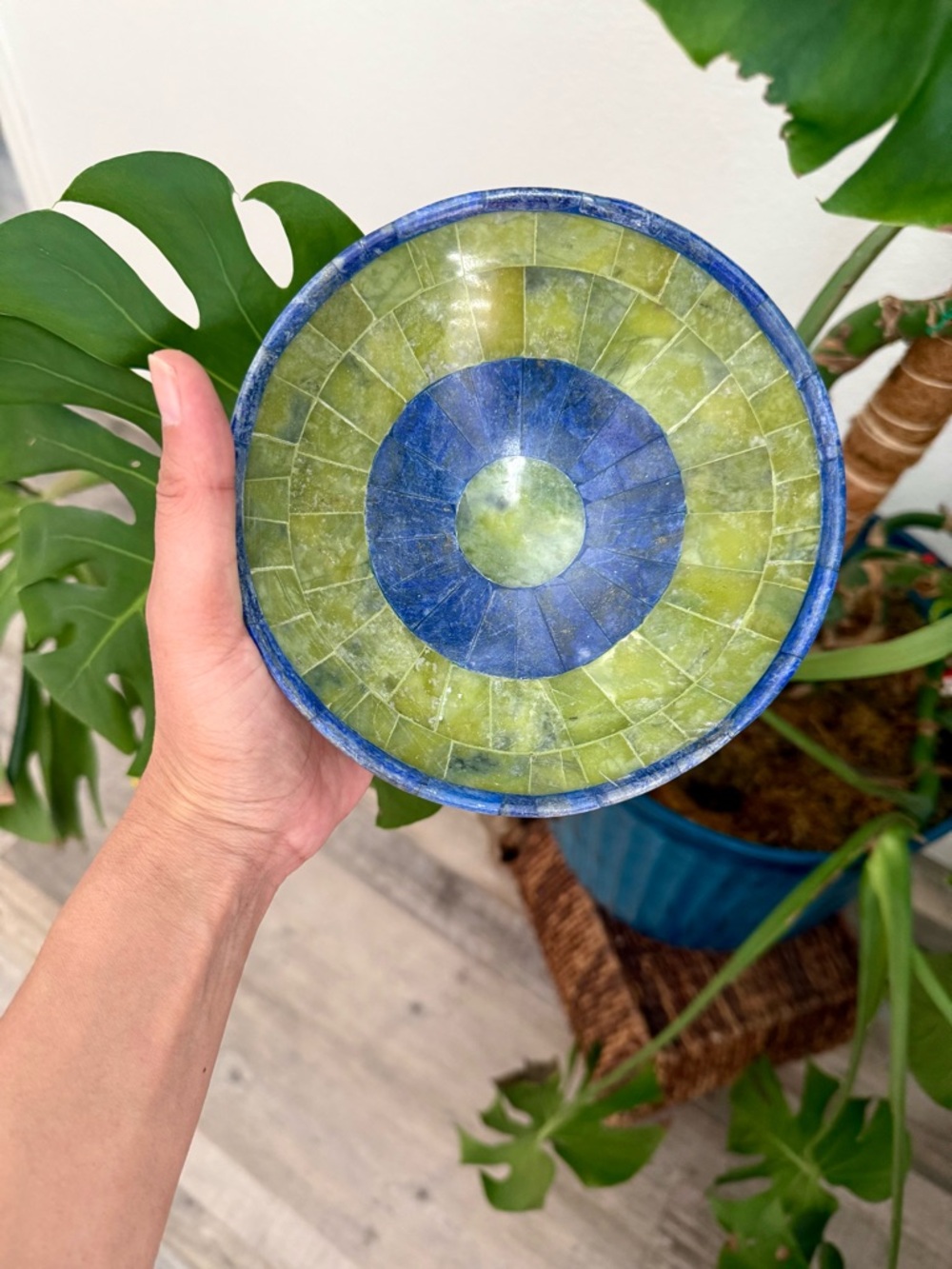 Serpentine & Lapis lazuli bowl